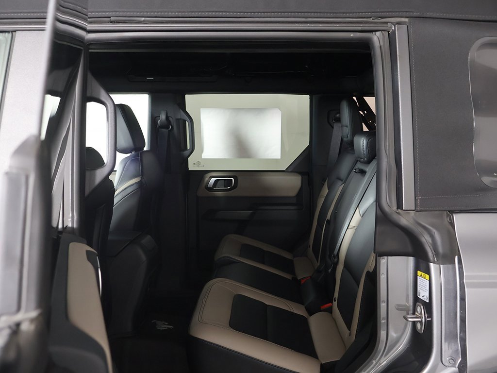 Used 2024 Ford Bronco Wildtrak image 30