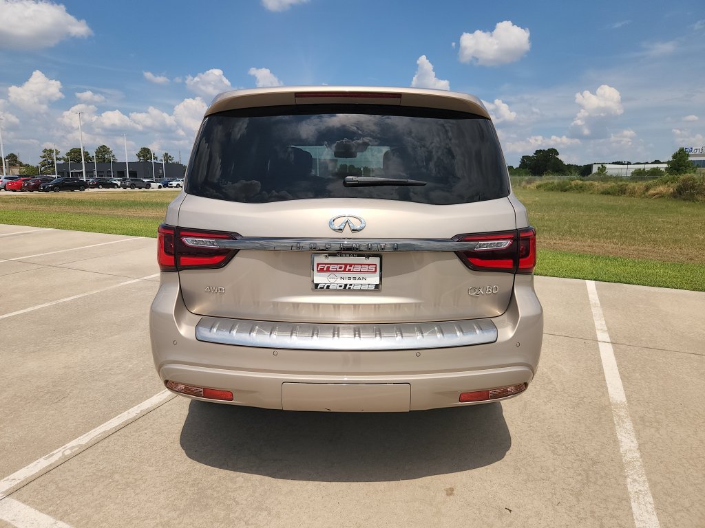 Used 2024 INFINITI QX80 Sensory AWD/4WD image 6