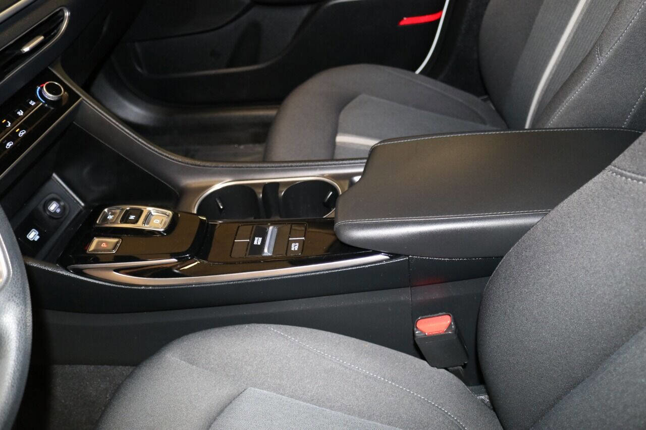 Used 2021 Hyundai Sonata SE image 39