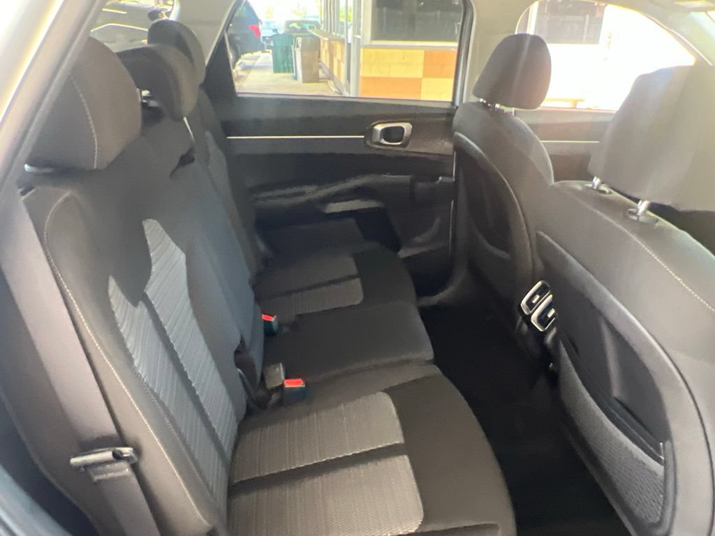 Certified 2021 Kia Sorento LX AWD/4WD image 14