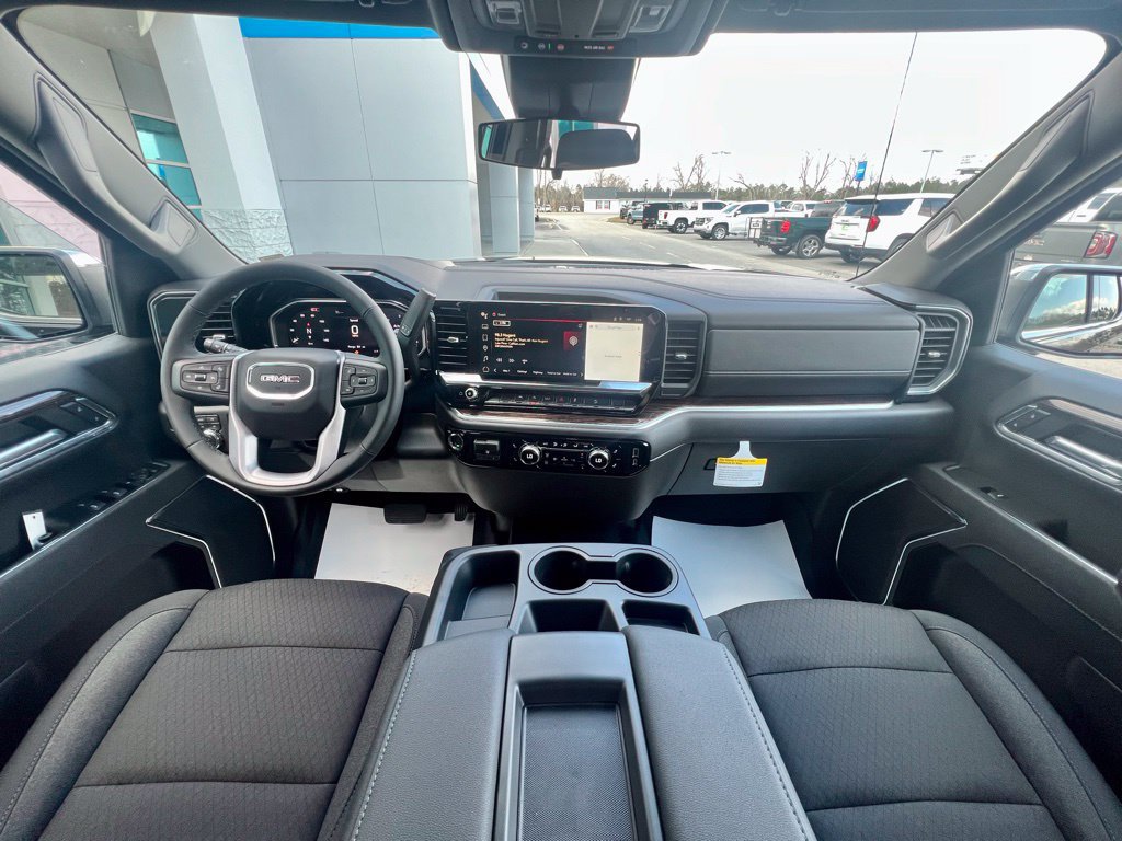 New 2026 GMC Sierra 1500 SLE AWD/4WD image 2