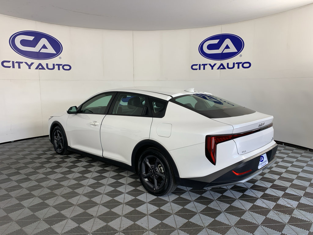 Used 2025 Kia K4 FWD image 5