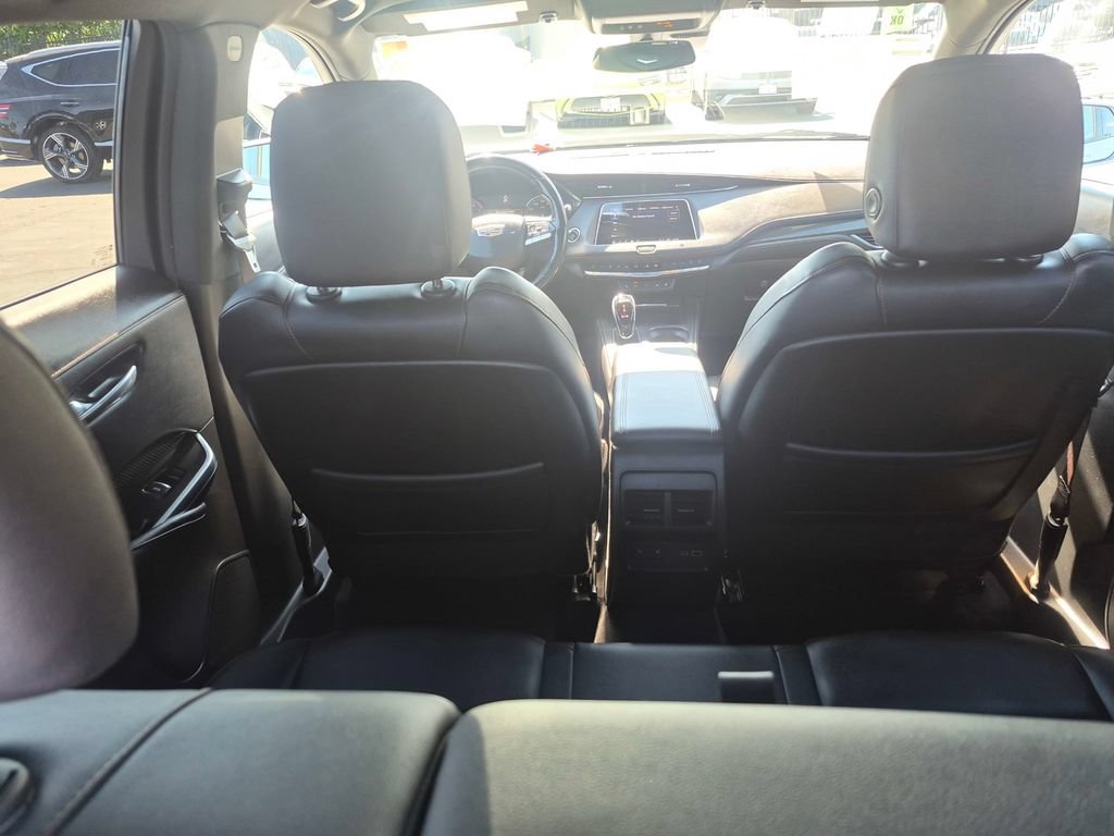 Used 2021 Cadillac XT4 Sport w/ Cold Weather Package FWD image 12
