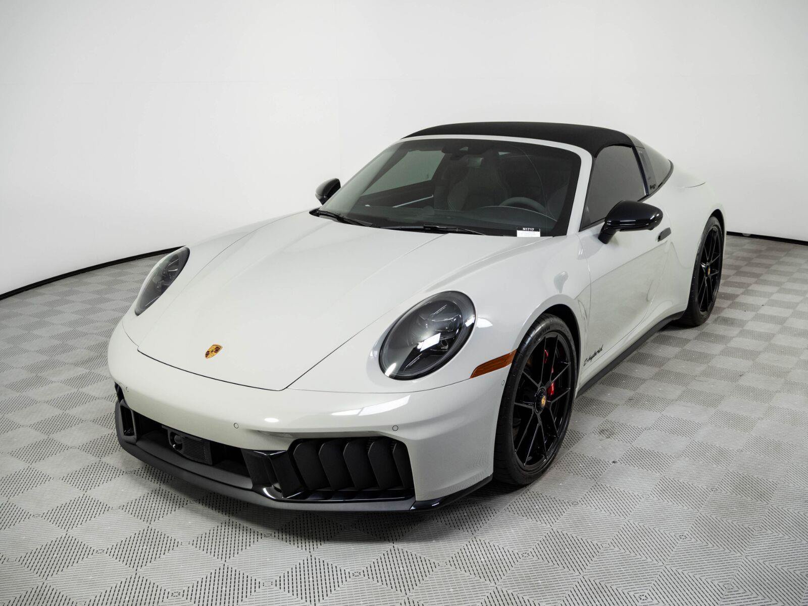 Used 2026 Porsche 911 Targa 4 GTS AWD/4WD image 32