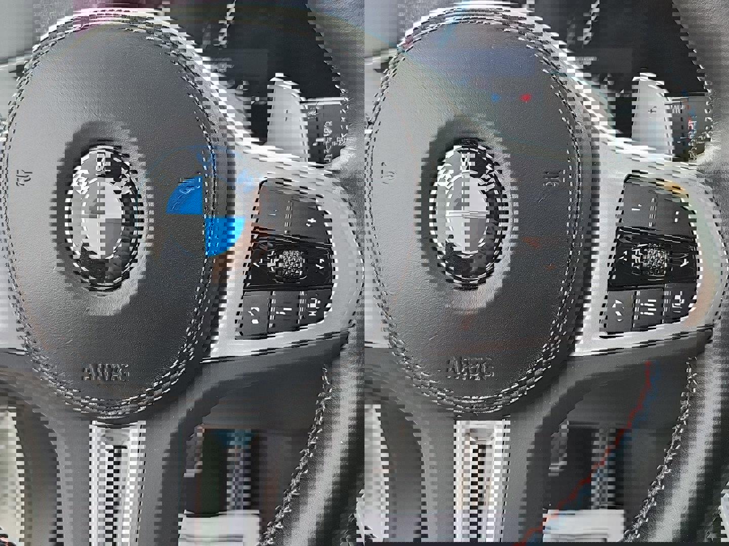 Used 2023 BMW X7 M60i w/ Executive Package image 22