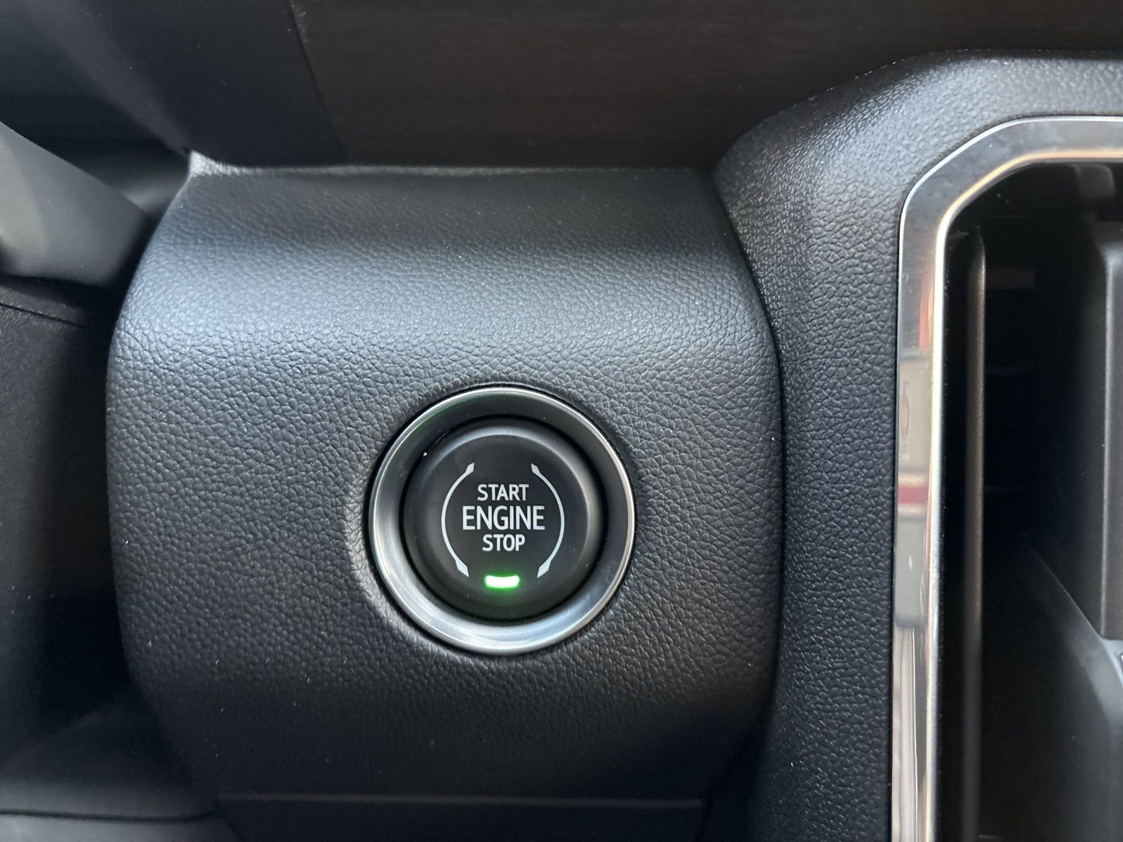 New 2026 GMC Acadia Denali Ultimate AWD/4WD image 33