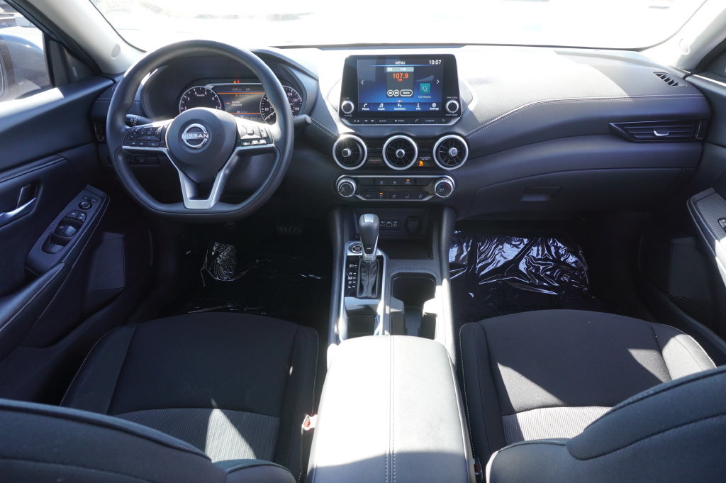 Certified 2025 Nissan Sentra SV FWD image 11
