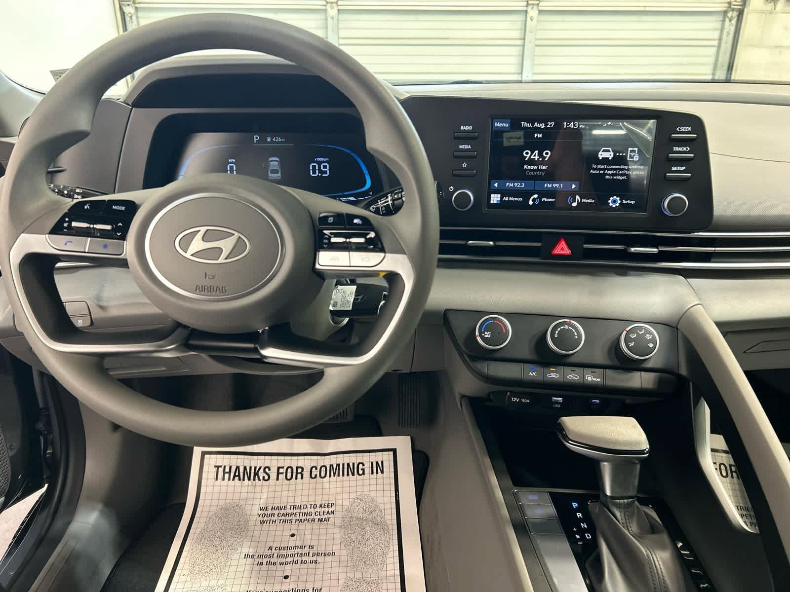New 2026 Hyundai Elantra SE FWD image 8