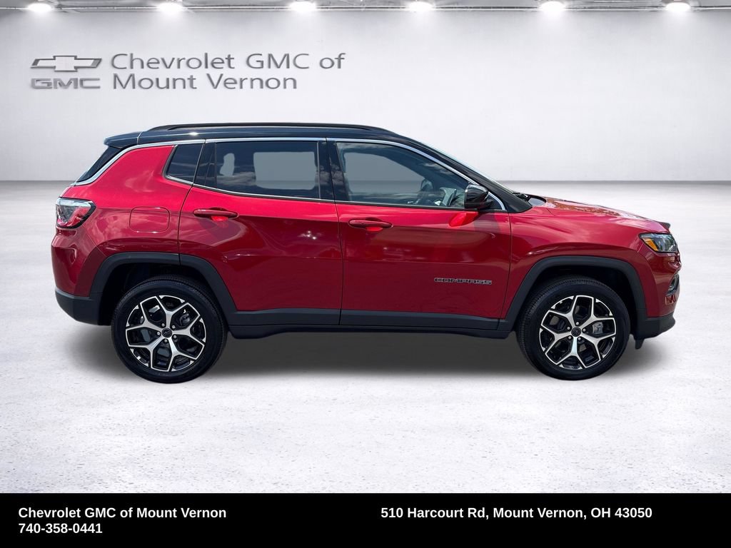 Used 2026 Jeep Compass Limited AWD/4WD image 15
