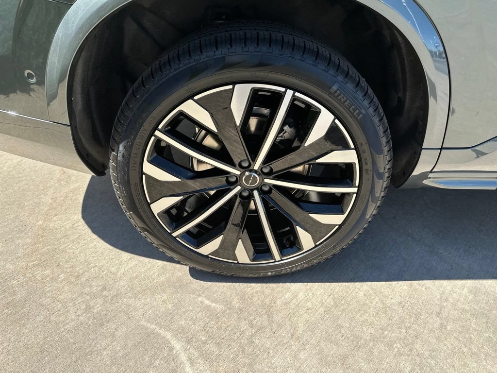 New 2027 Volvo XC90 B6 Ultra AWD/4WD image 14
