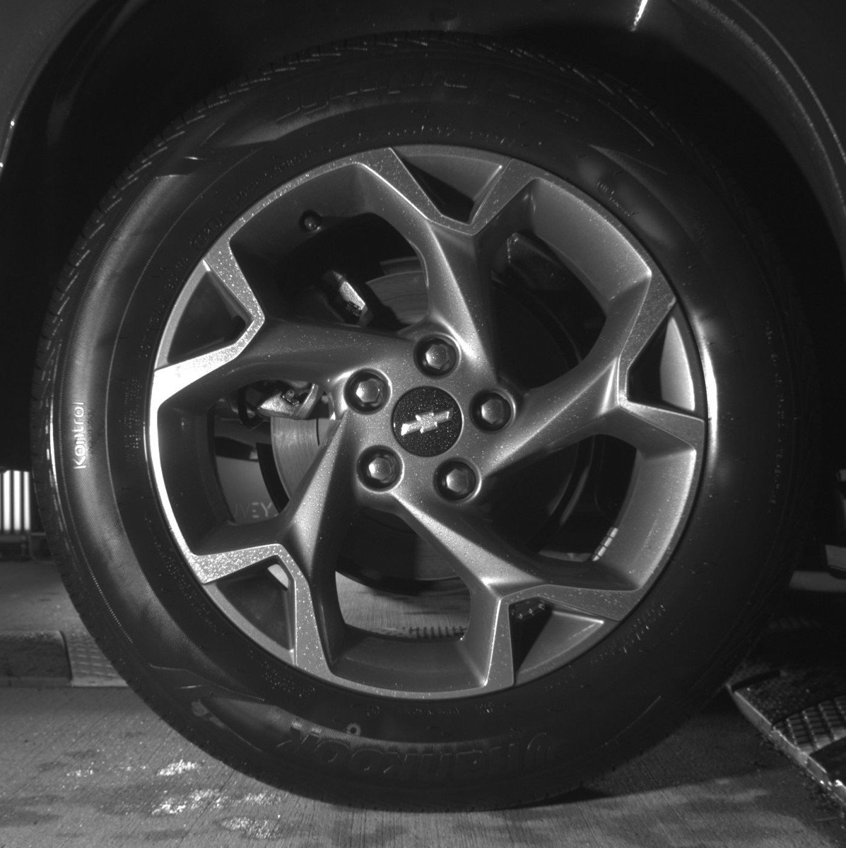 Used 2025 Chevrolet Trax LT FWD image 15