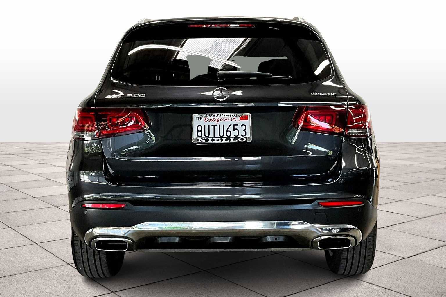 Used 2021 Mercedes-Benz GLC 300 4MATIC image 7