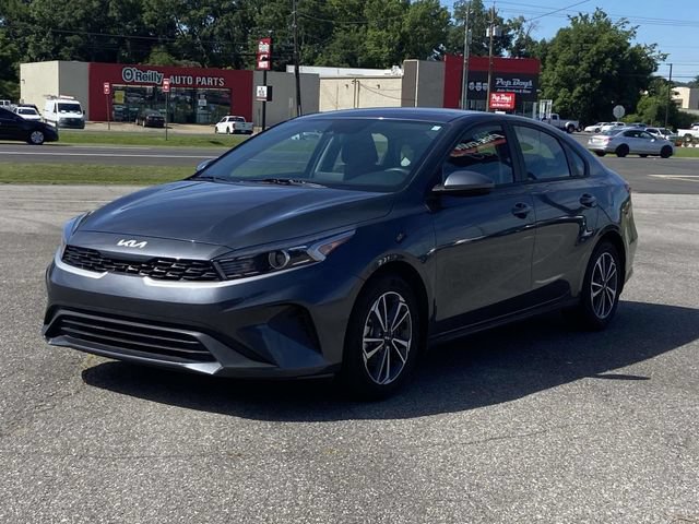 Used 2023 Kia Forte LXS FWD image 7