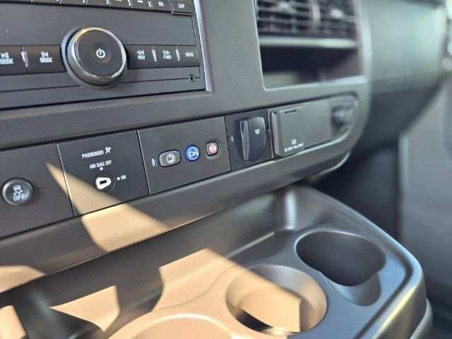 New 2024 Chevrolet Express 4500 w/ Power Convenience Package RWD image 19