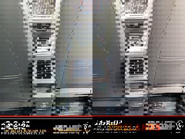 New 2025 Volkswagen Tiguan SE image 58