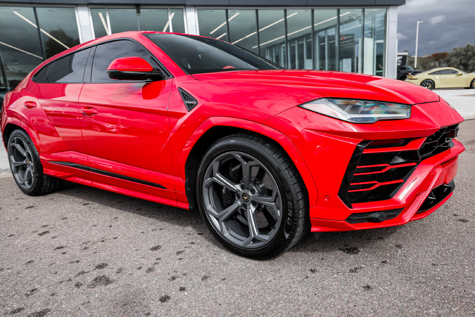 Used 2022 Lamborghini Urus AWD/4WD image 18