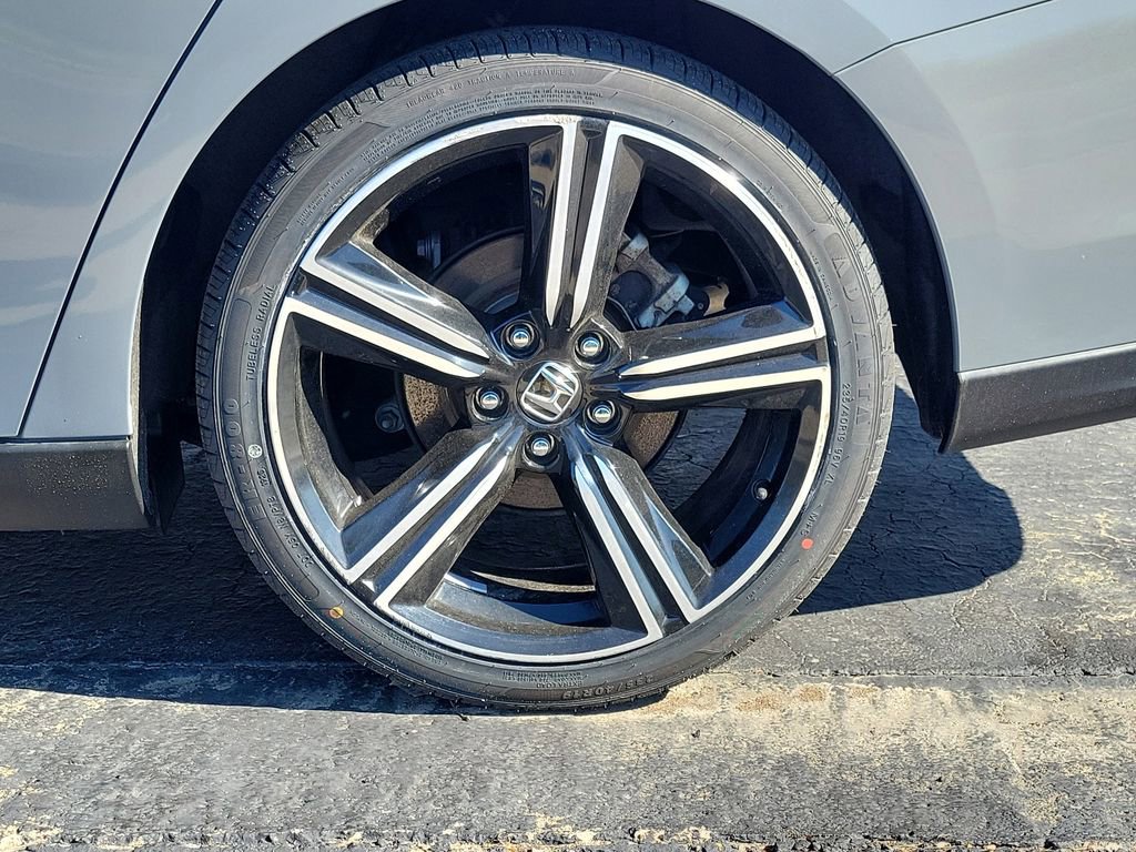 Used 2023 Honda Accord Sport image 5