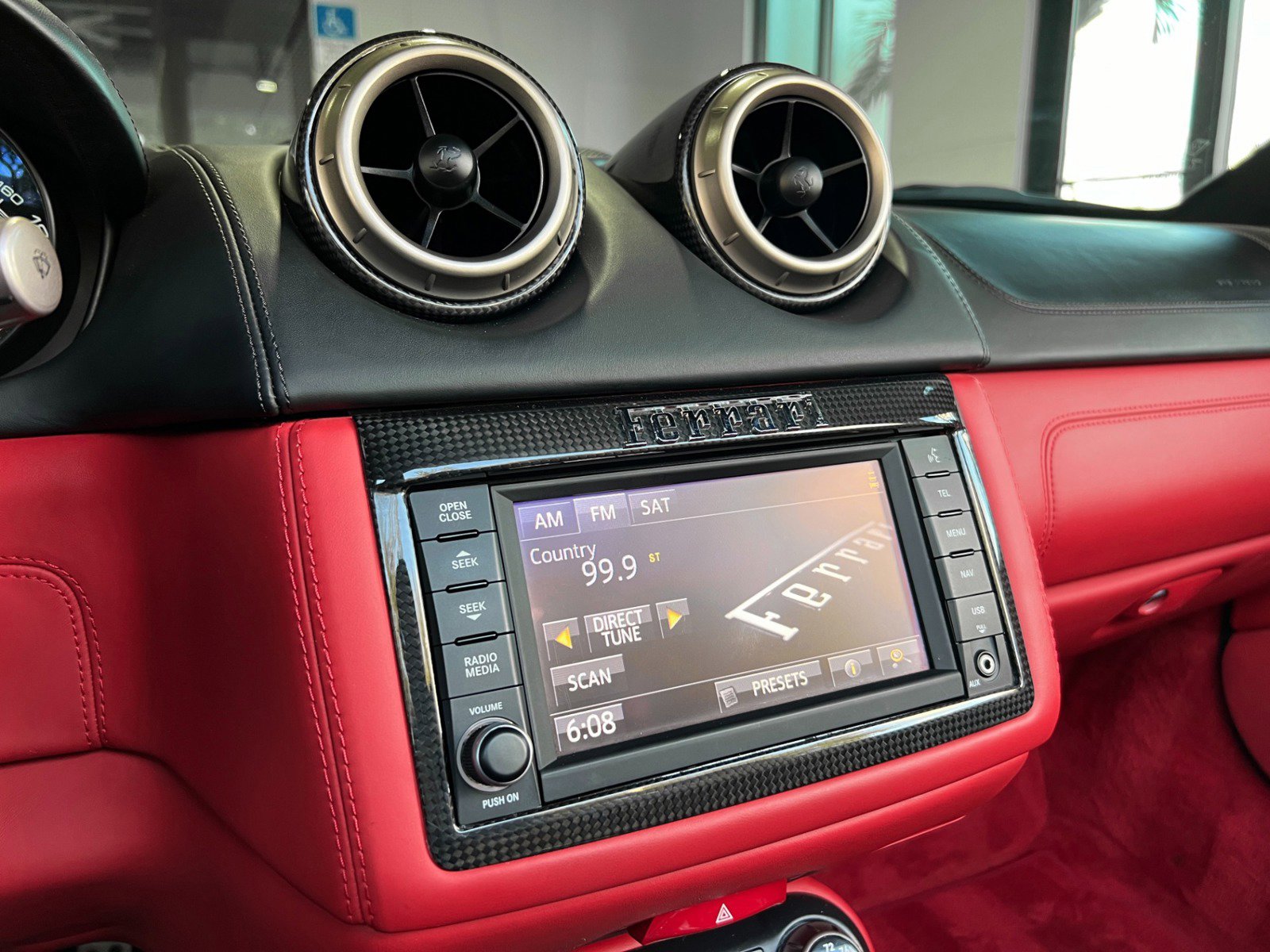 Used 2013 Ferrari California RWD image 42