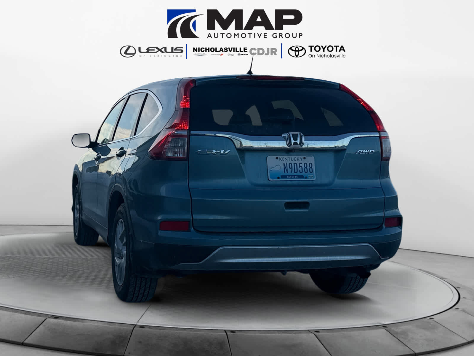 Used 2015 Honda CR-V EX image 3