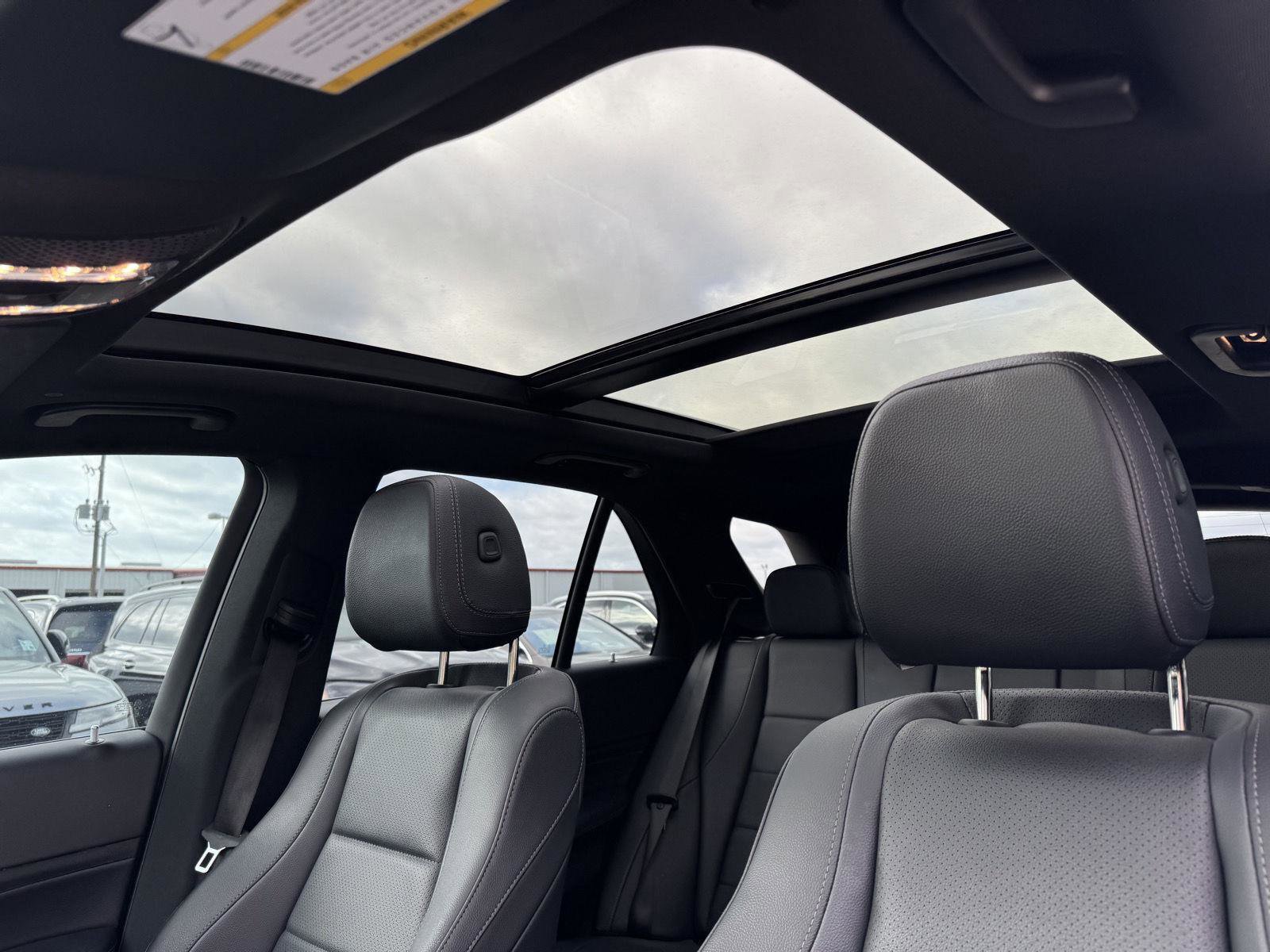 Certified 2022 Mercedes-Benz GLE 350 4MATIC w/ AMG Line Exterior image 14