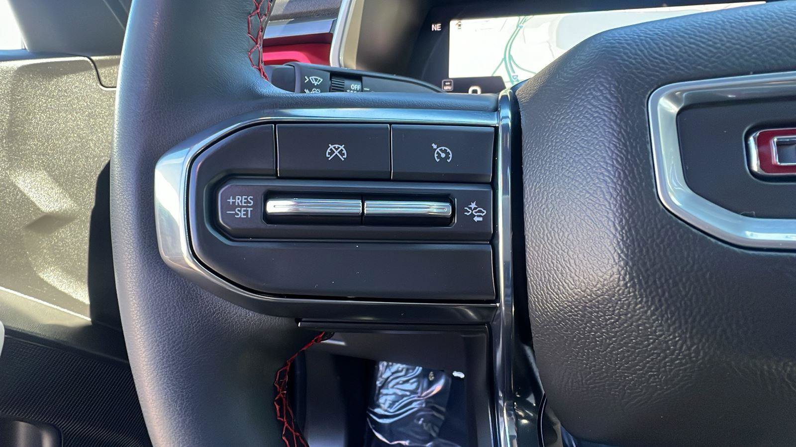 Used 2023 GMC Canyon AT4X image 21