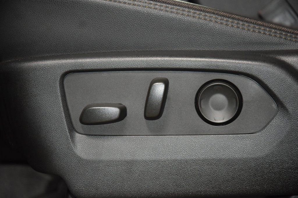 Used 2023 Chevrolet Tahoe High Country image 39