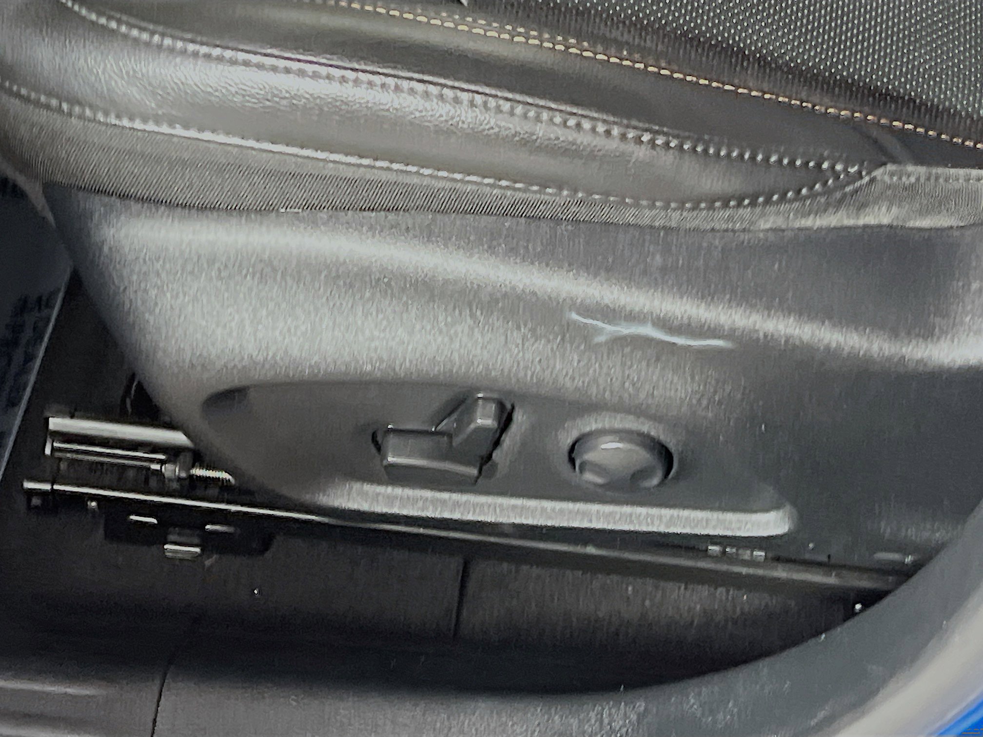 Used 2023 Jeep Compass Limited w/ Elite Group image 16