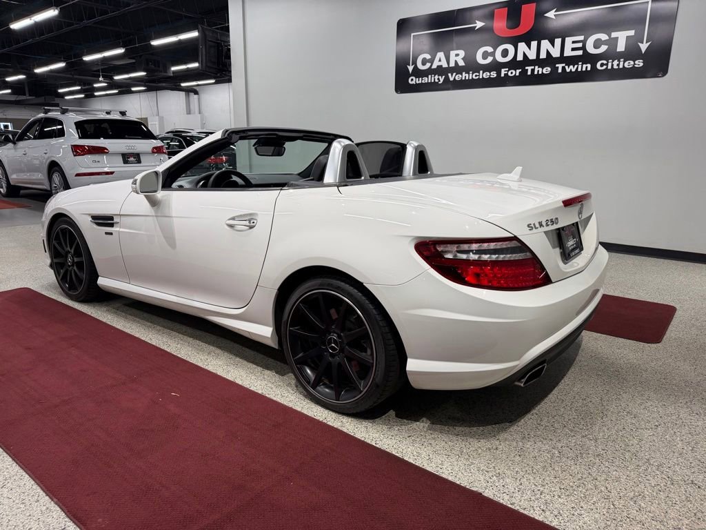 Used 2014 Mercedes-Benz SLK 250 image 14