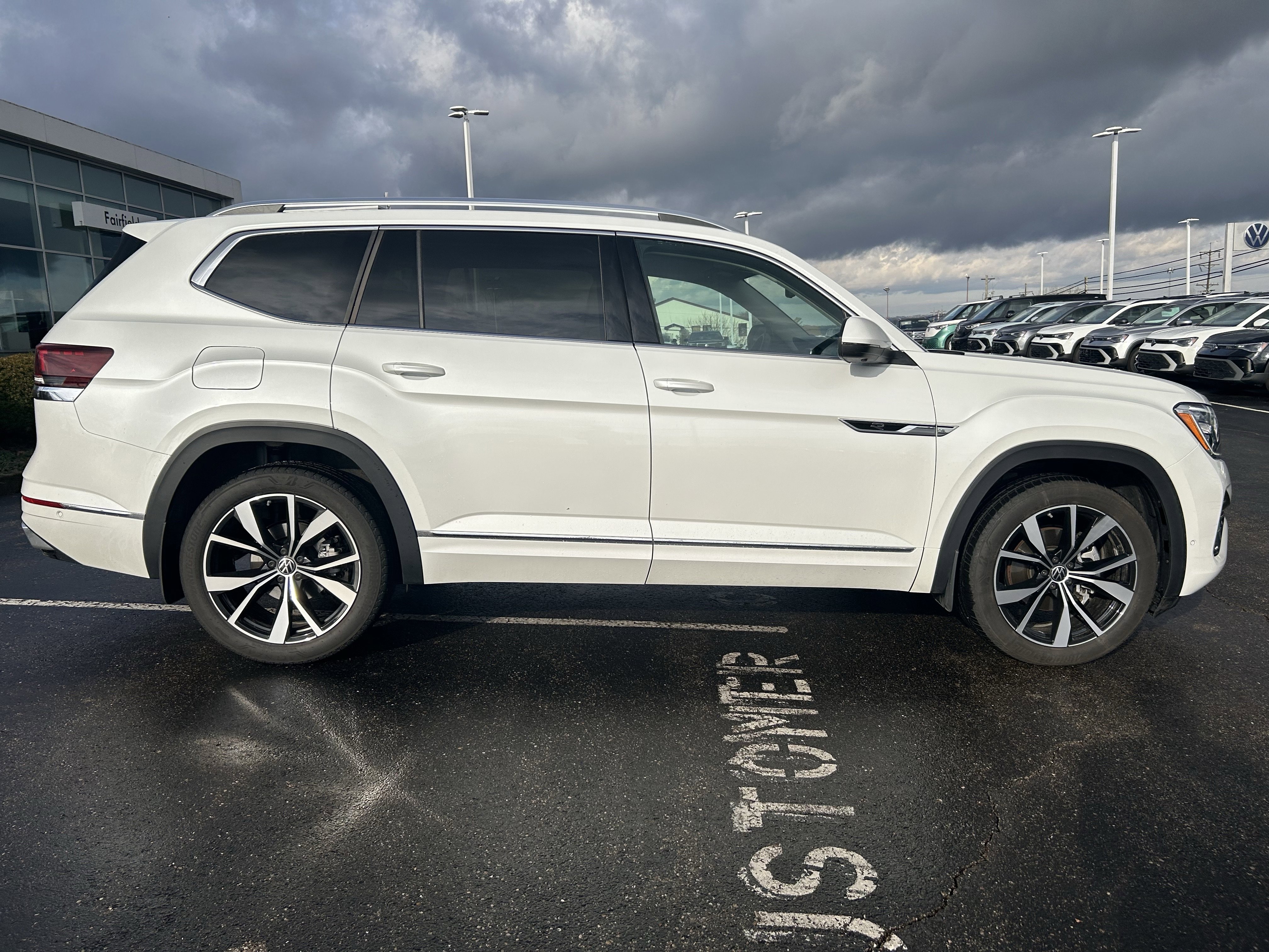 New 2026 Volkswagen Atlas SEL Premium R-Line image 8