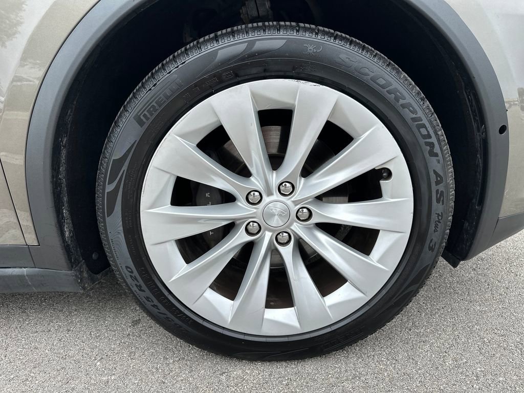 Used 2016 Tesla Model X 75D AWD/4WD image 13
