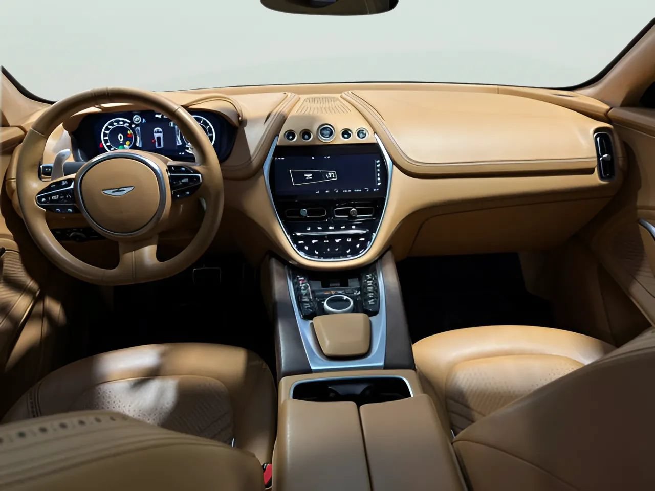 Used 2021 Aston Martin DBX AWD/4WD image 29