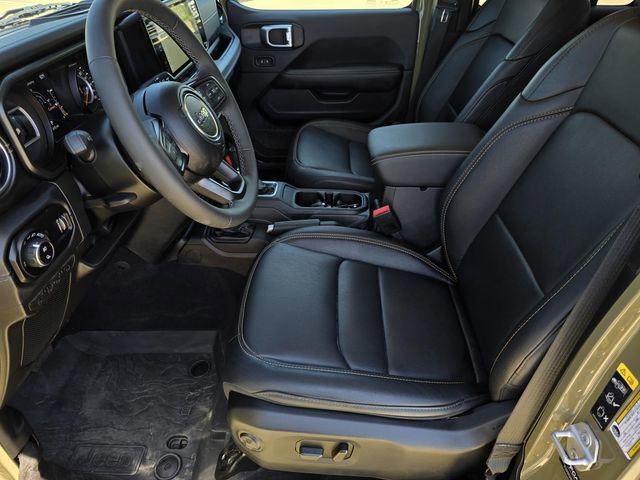 Used 2025 Jeep Gladiator Sport AWD/4WD image 25