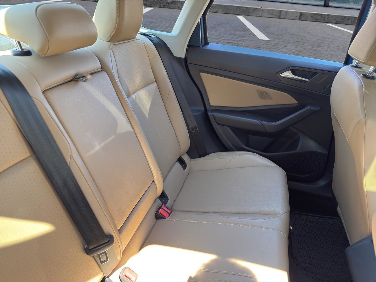 Used 2019 Volkswagen Jetta SEL image 19