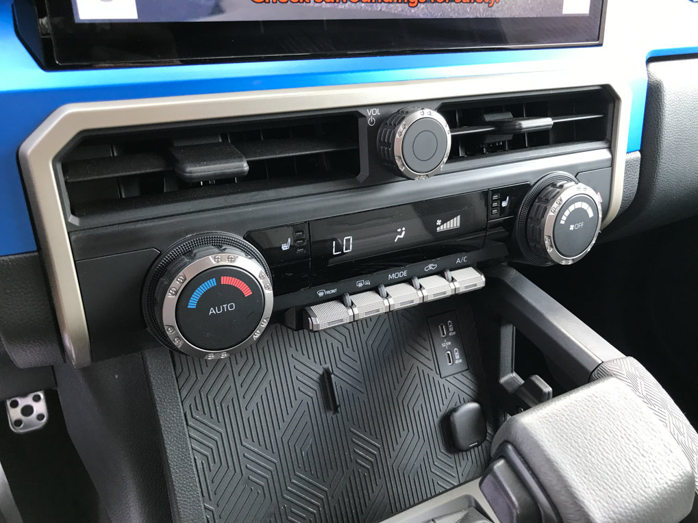 Certified 2024 Toyota Tacoma TRD Sport AWD/4WD image 20