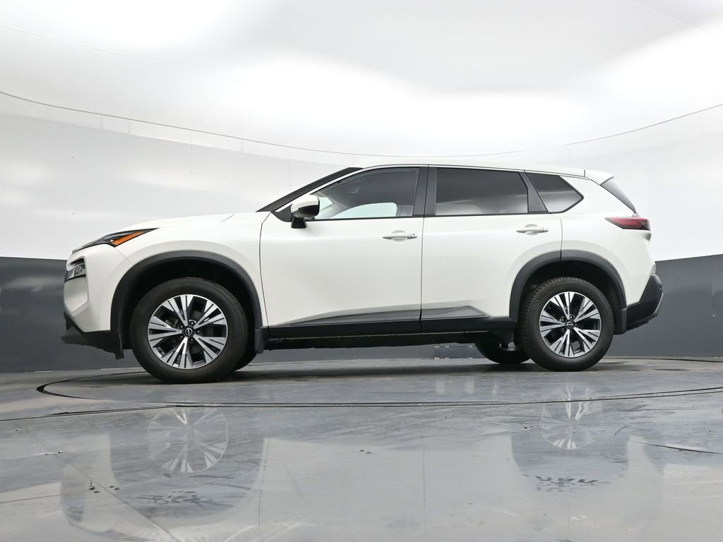 Used 2022 Nissan Rogue SV image 38