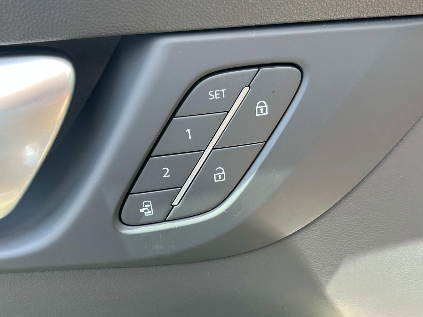 New 2026 Buick Enclave Preferred w/ Power Package AWD/4WD image 25
