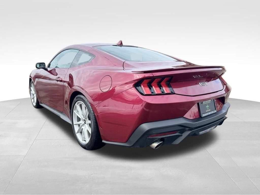 Used 2025 Ford Mustang GT Premium image 10