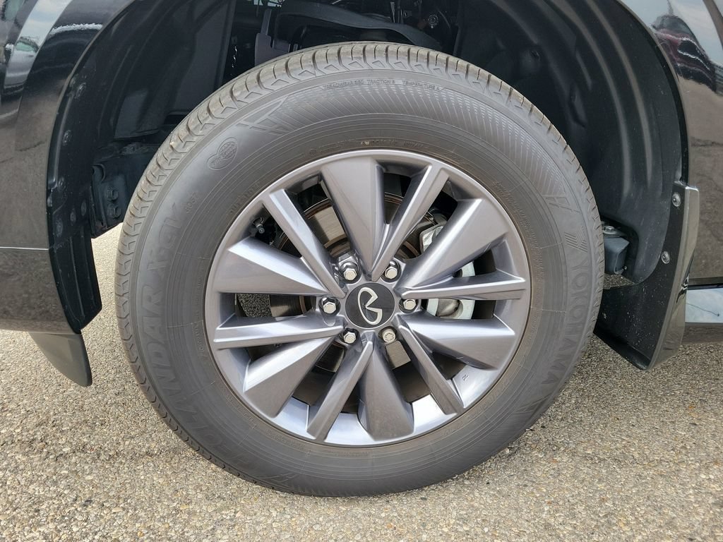 Used 2026 INFINITI QX80 Pure w/ Cargo Package AWD/4WD image 9