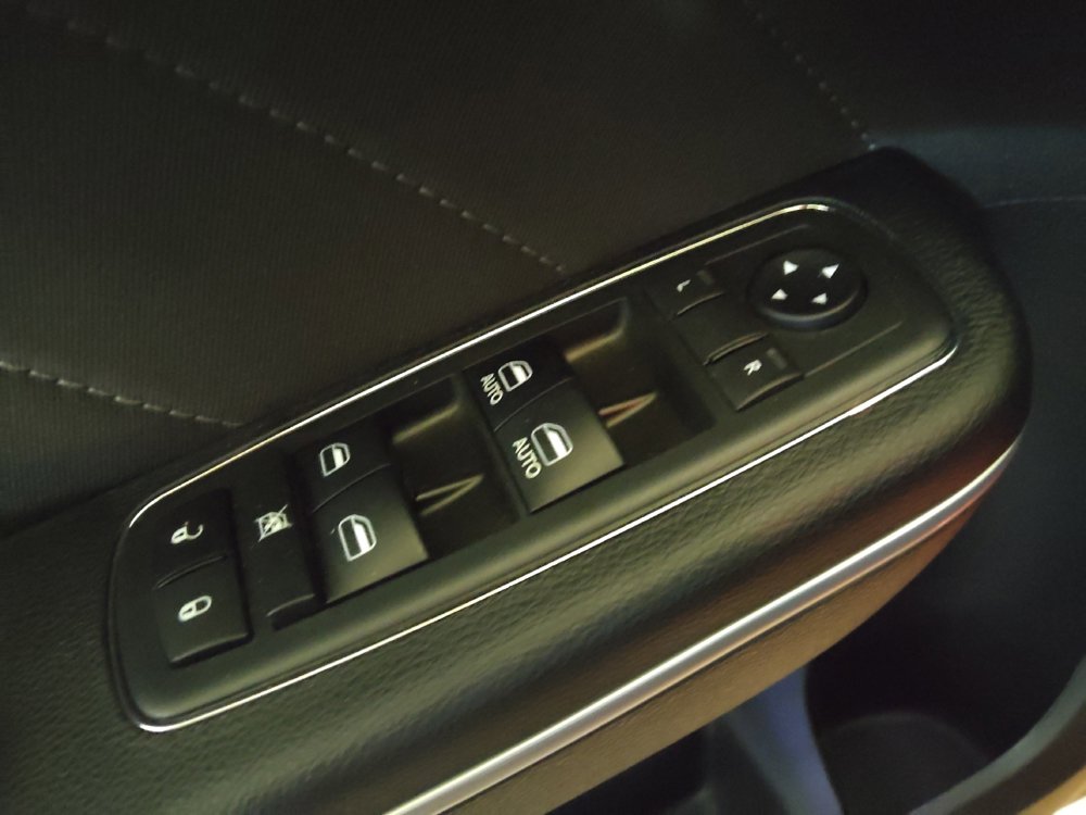 Used 2018 Dodge Charger SXT w/ Travel & Safety Group RWD image 27