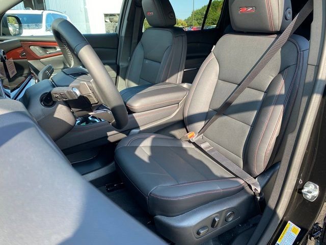 New 2026 Chevrolet Traverse Z71 w/ Driver Confidence Package image 18