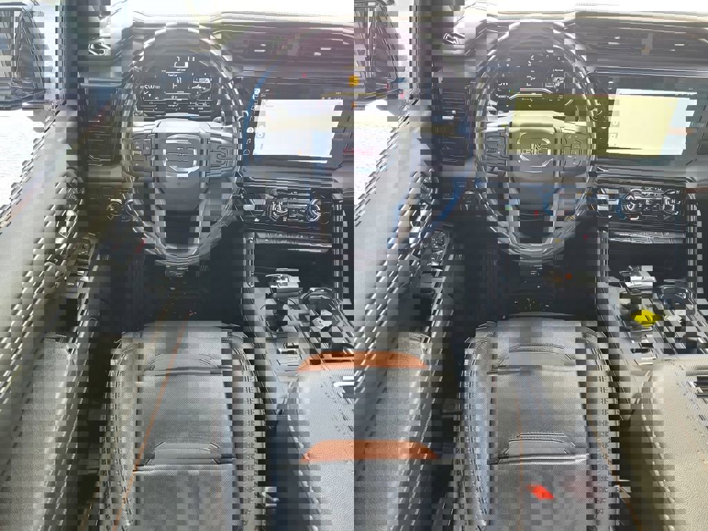 Used 2022 GMC Sierra 1500 AT4 w/ AT4 Preferred Package image 15