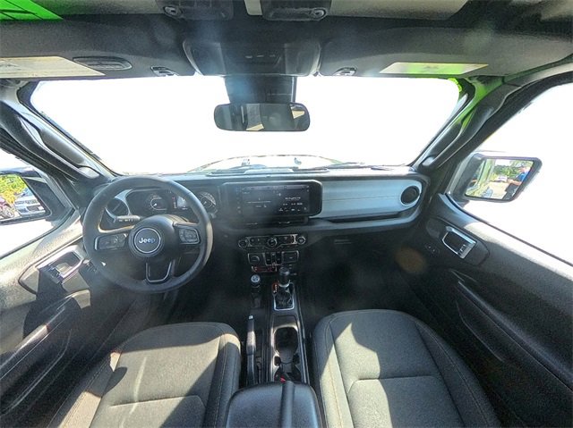 Used 2024 Jeep Wrangler Willys image 33