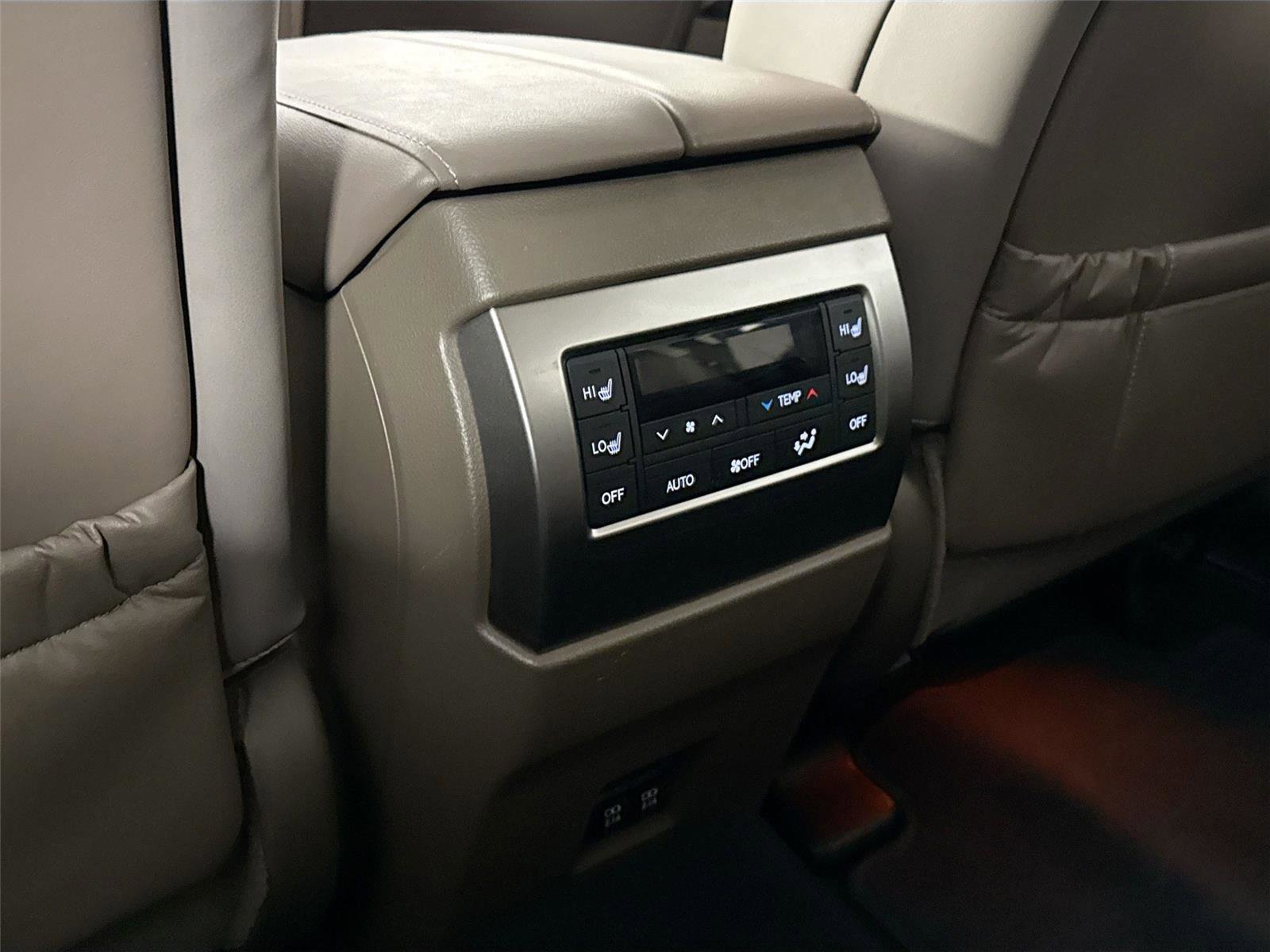 Used 2023 Lexus GX 460 Premium image 37