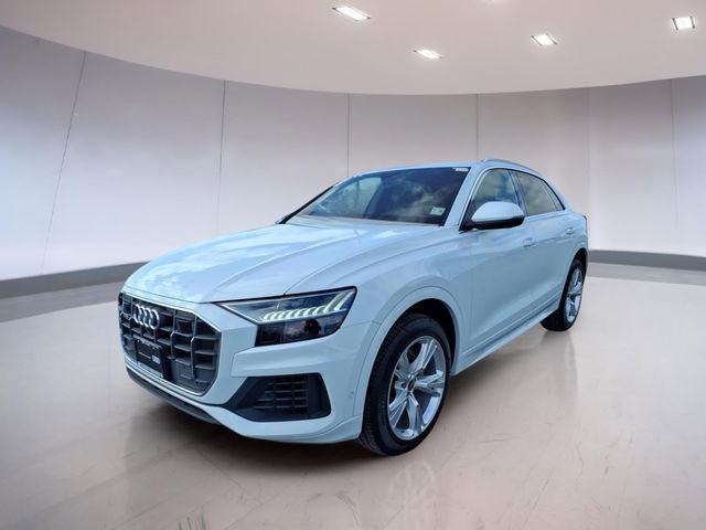 Used 2023 Audi Q8 Premium w/ Convenience Package image 3