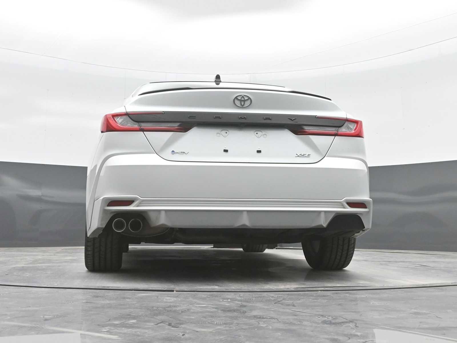 Used 2025 Toyota Camry XSE image 30