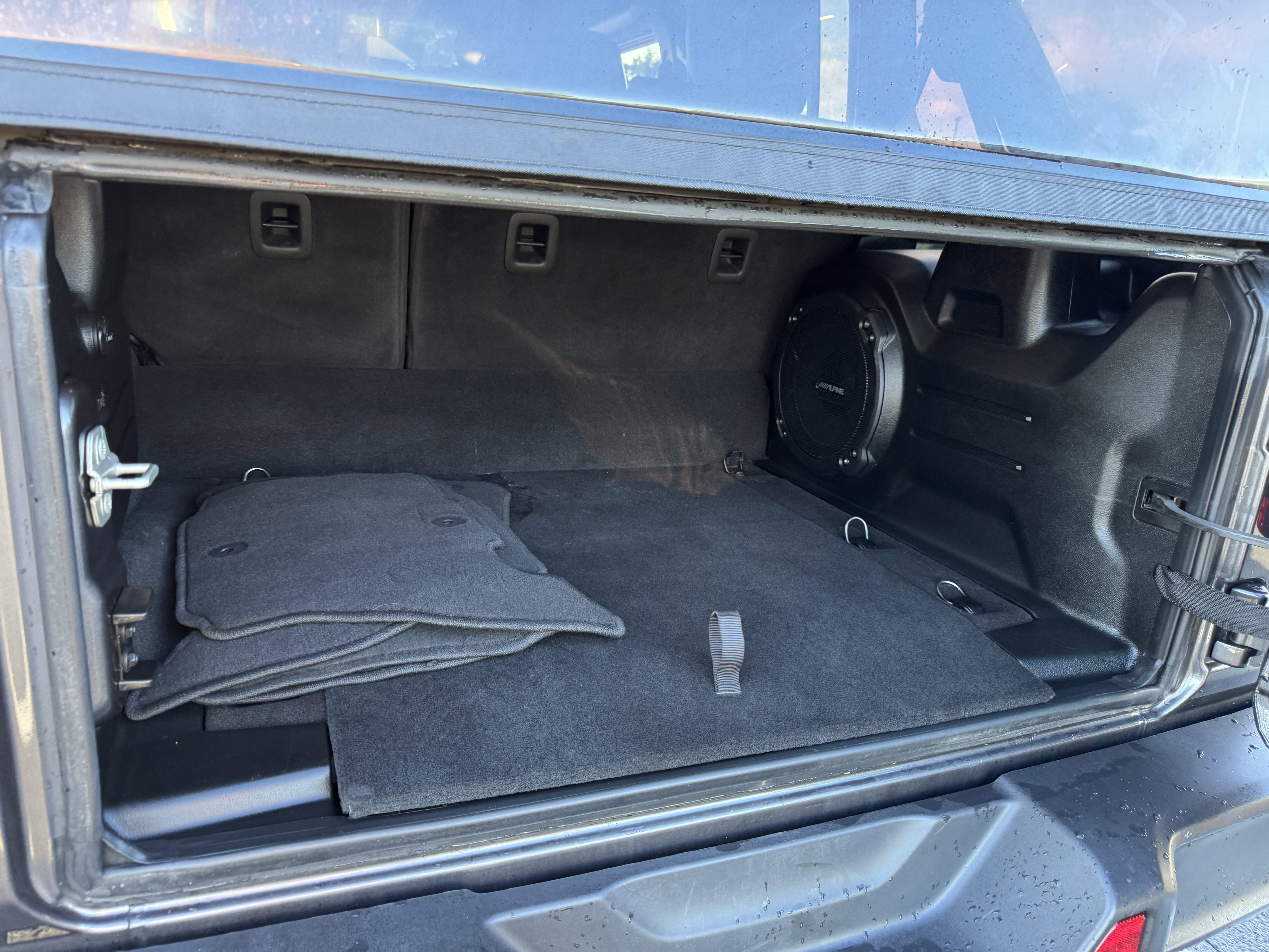 Used 2023 Jeep Wrangler Unlimited Rubicon 4xe image 13