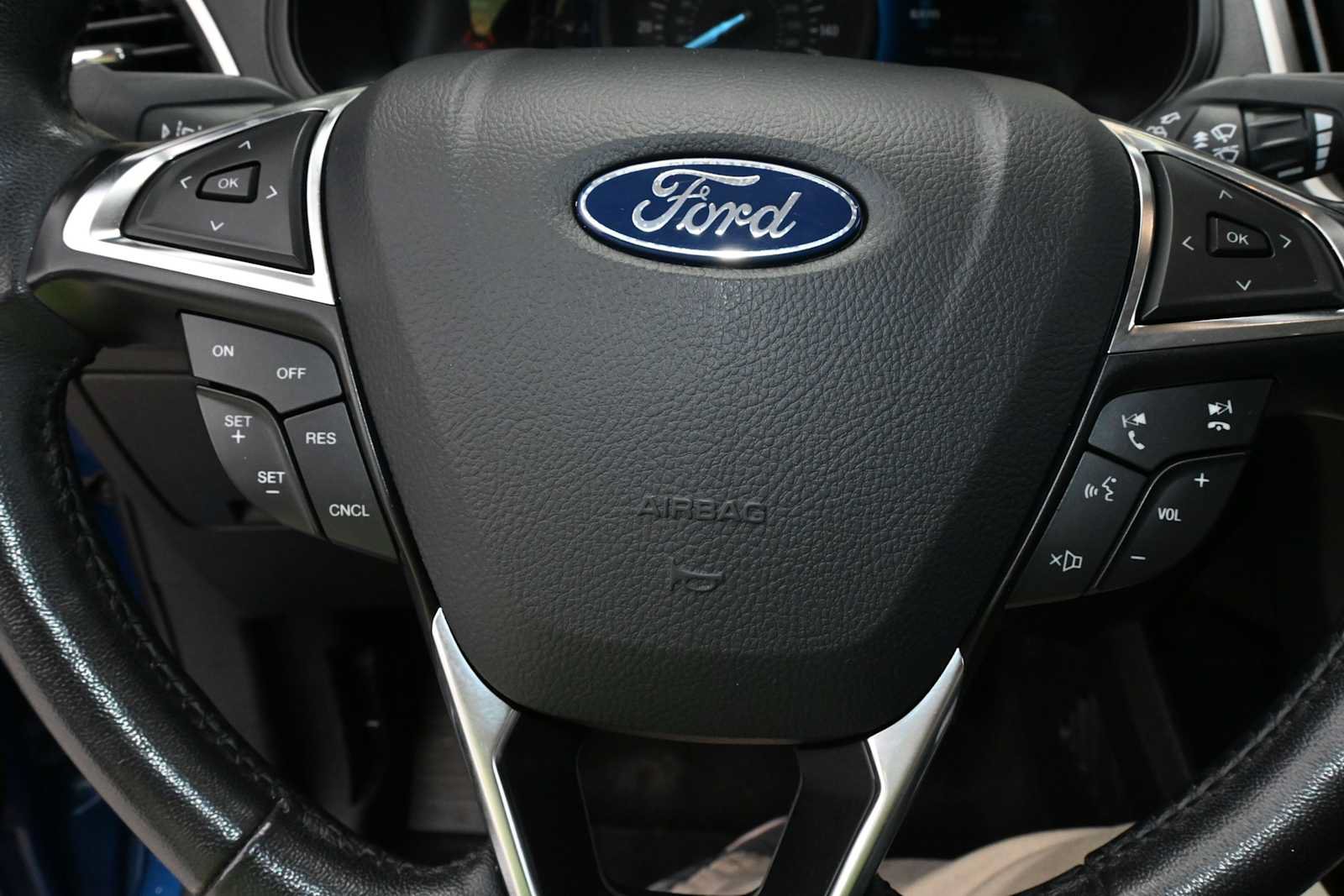 Used 2024 Ford Edge SEL AWD/4WD image 18
