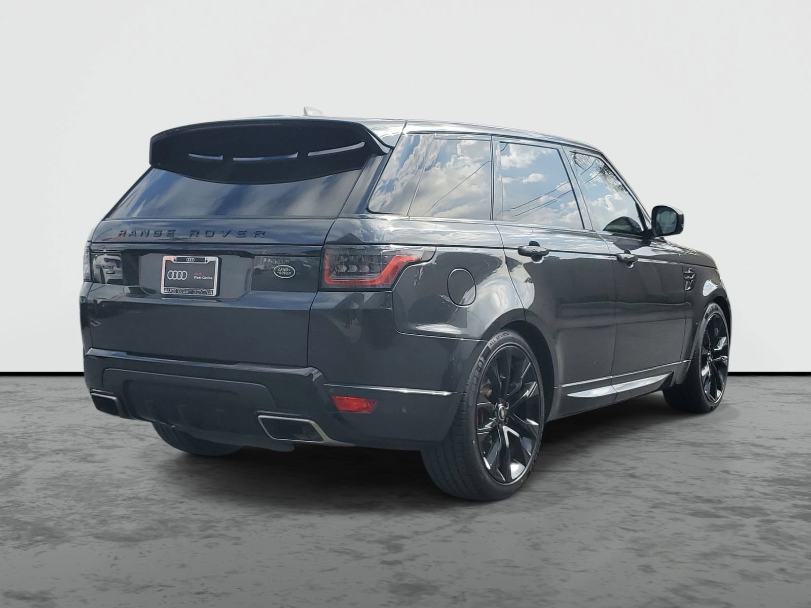 Used 2021 Land Rover Range Rover Sport HST AWD/4WD image 4