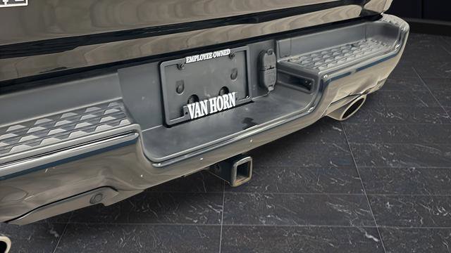 Used 2019 RAM 1500 Laramie w/ Sport Appearance Package AWD/4WD image 39