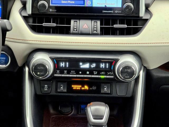 Used 2019 Toyota RAV4 Limited image 19